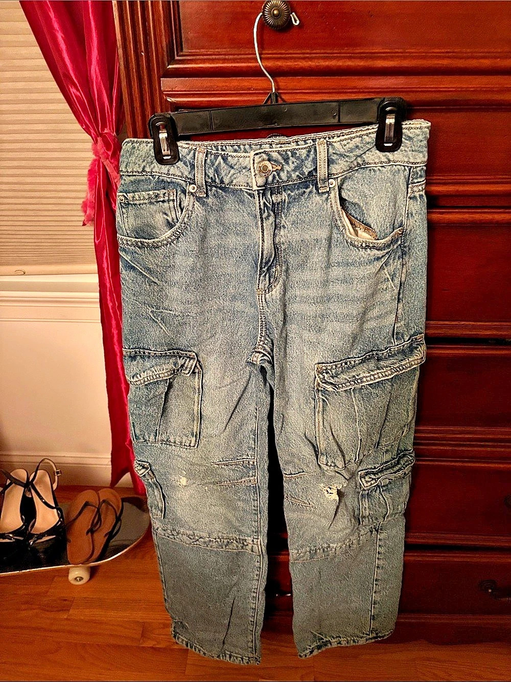 Garage Slouchy Distressed Cargo Jeans in Blue Waist 25